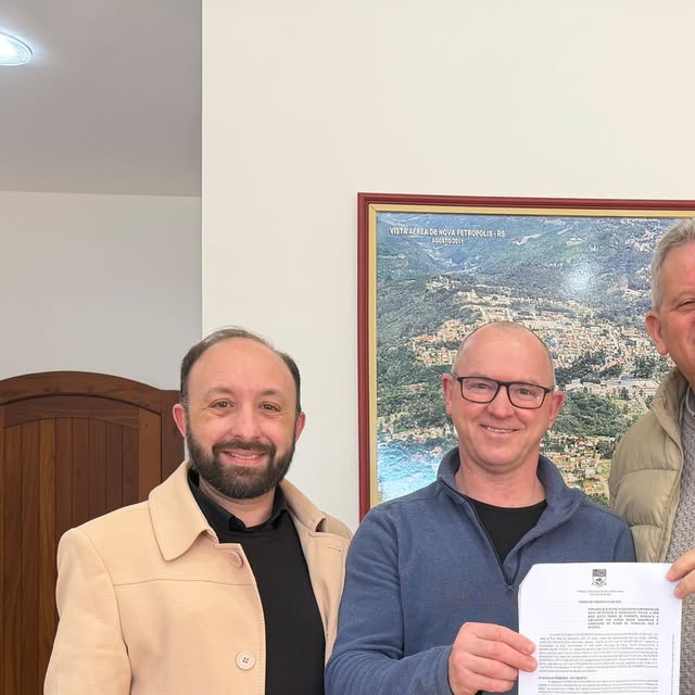 Administração Municipal e Associação Tchon Ji firmam parceria para a realização da Magia do Natal 2026
