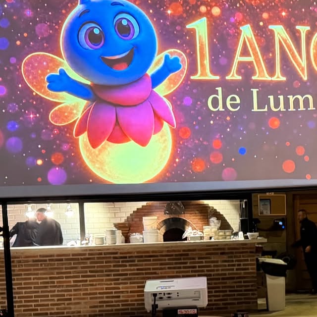 Lumni Experience celebra um ano de encantamento e lança livro sobre sua trajetória de superação