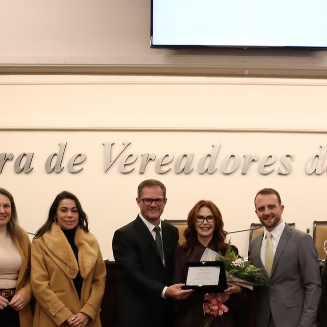 Câmara de Gramado reconhece trajetória de Regina Inês Bervanger no Dia Municipal do Migrante