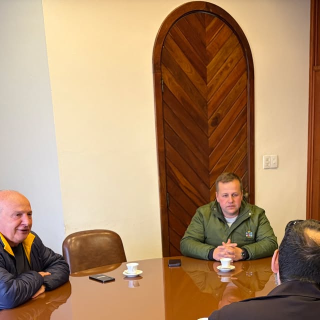 Município reúne-se com DAER e empreiteira para alinhar e fiscalizar obras na ERS-373