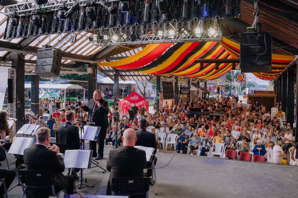 Festival Internacional de Folclore e férias de inverno aquecem turismo em Nova Petrópolis
