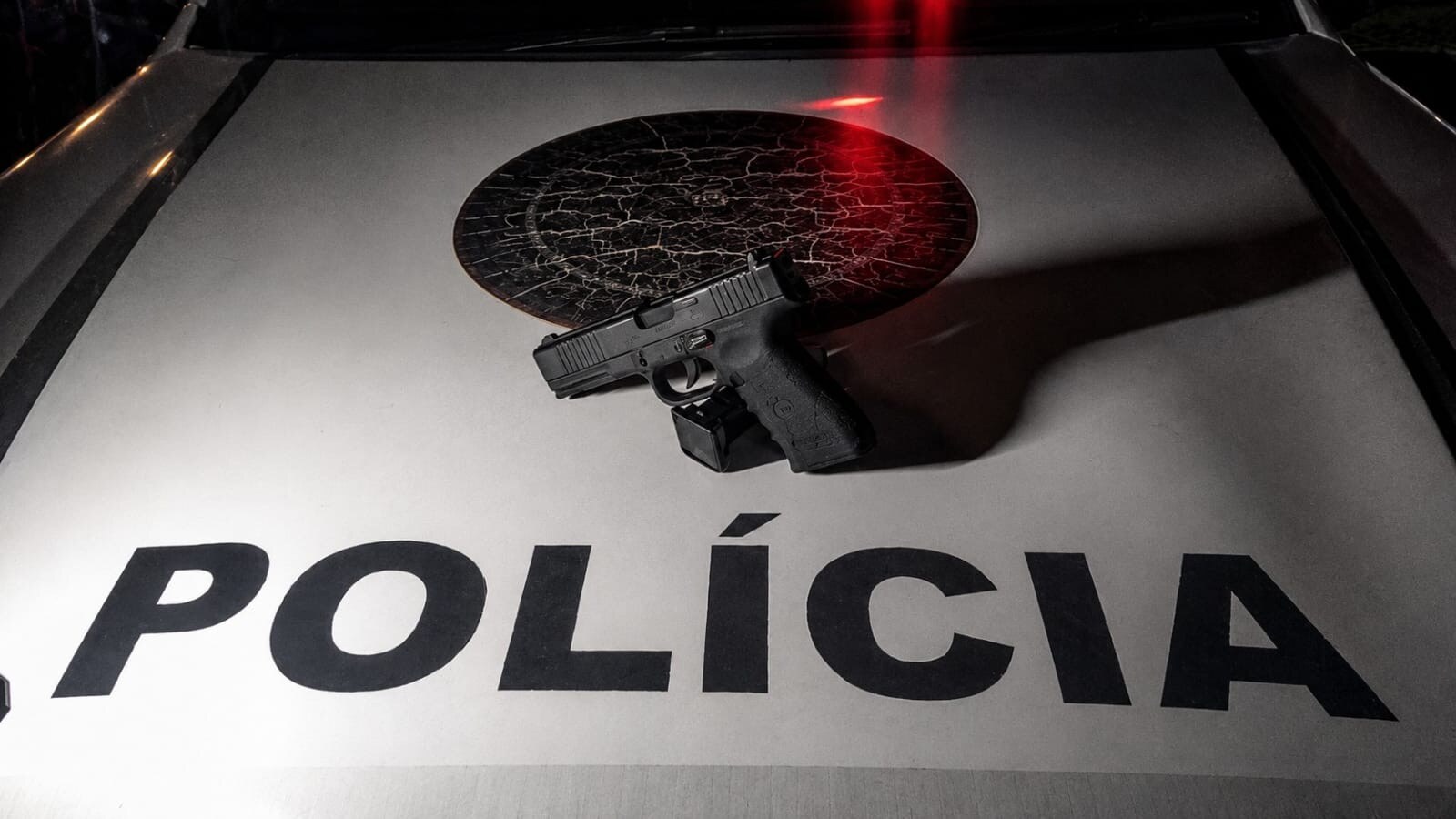Brigada Militar de Gramado apreende simulacro de arma de fogo