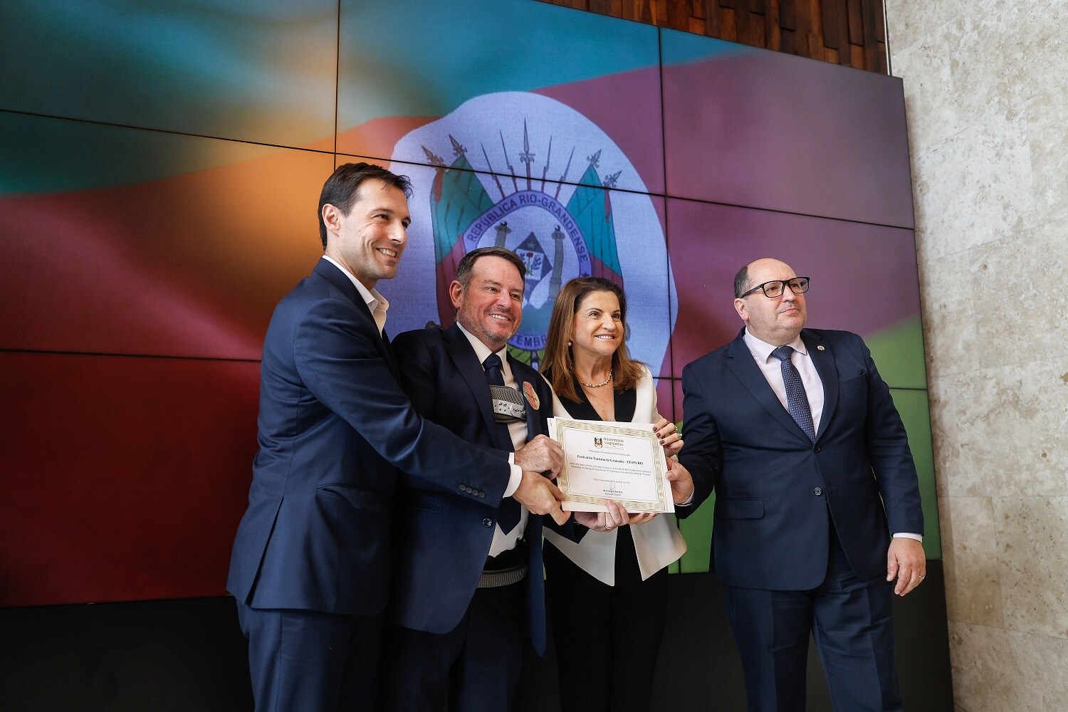 Festuris e entidades do turismo recebem homenagem na Assembleia Legislativa do RS