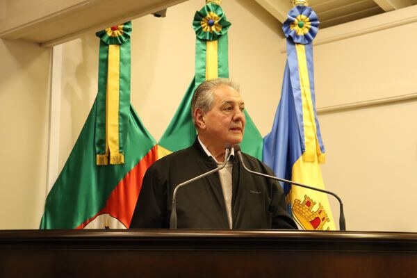 Moacir Henrique Tissot é homenageado com o título de Vereador Emérito