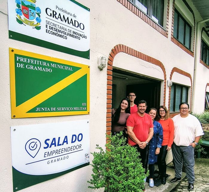 Sala do Empreendedor de Gramado orienta MEIs sobre prazo da Declaração Anual de Faturamento