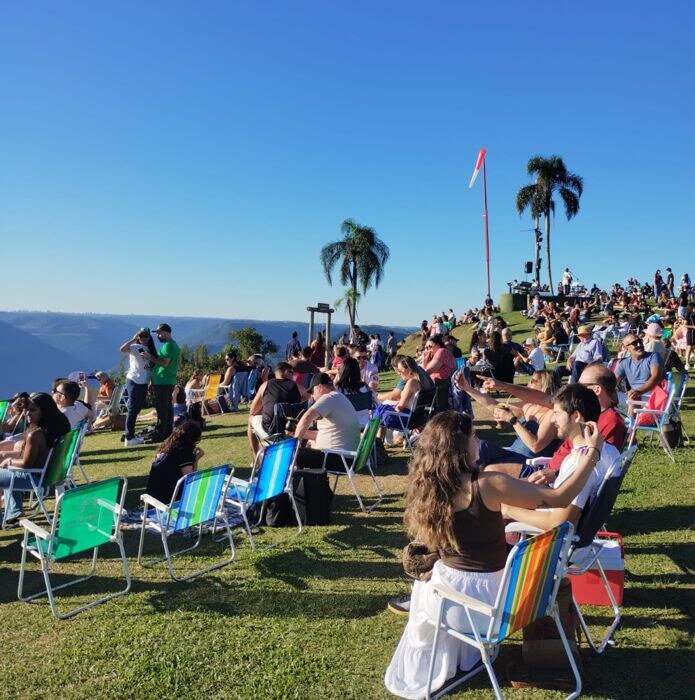 Domingo de sol registra recorde de público em Nova Petrópolis, com destaque para o Ninho das Águias