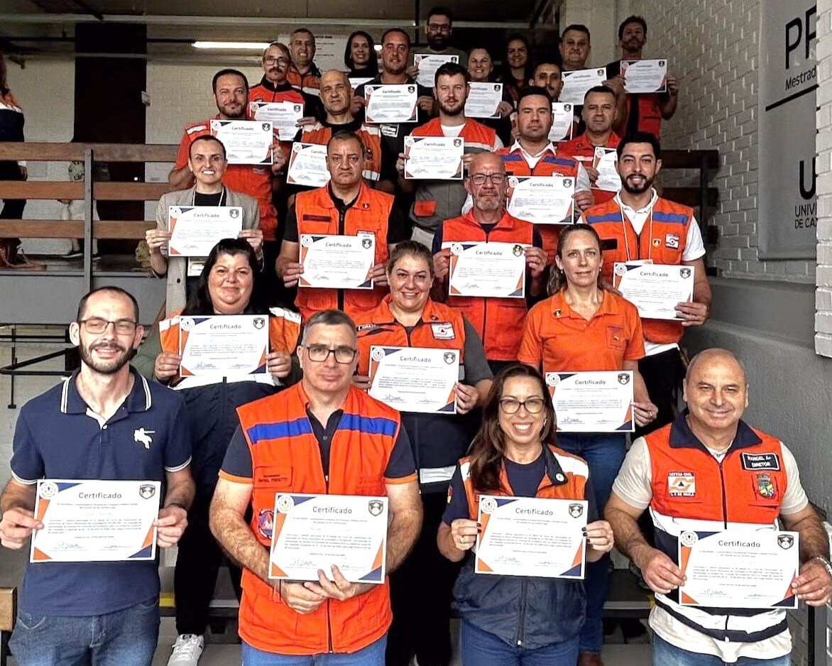 Defesa Civil de Gramado participa de treinamento estadual para estruturação de Planos de Contingência