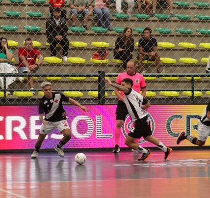 Corinthians vence o Vasco na repescagem e avança às quartas de final da Super Copa Gramado de Futsal