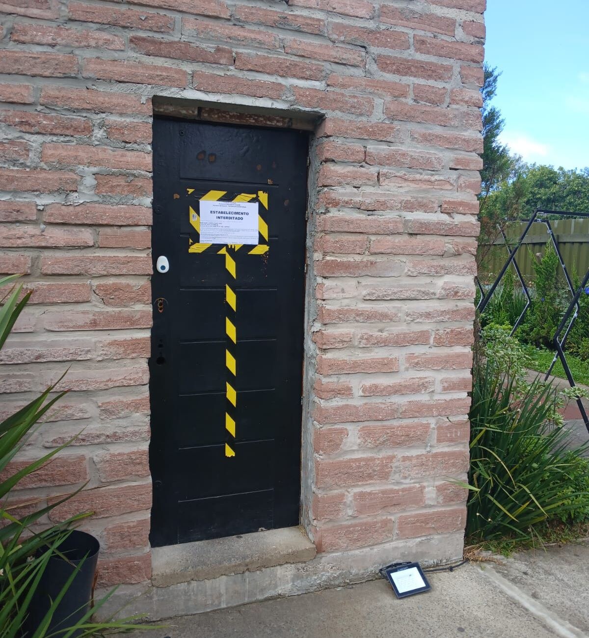 Casa noturna é interditada por não cumprimento de regra do Plano Diretor