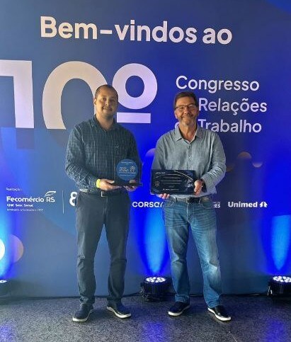 Sindilojas é premiado no programa Atena como reconhecimento da evolução do setor lojista