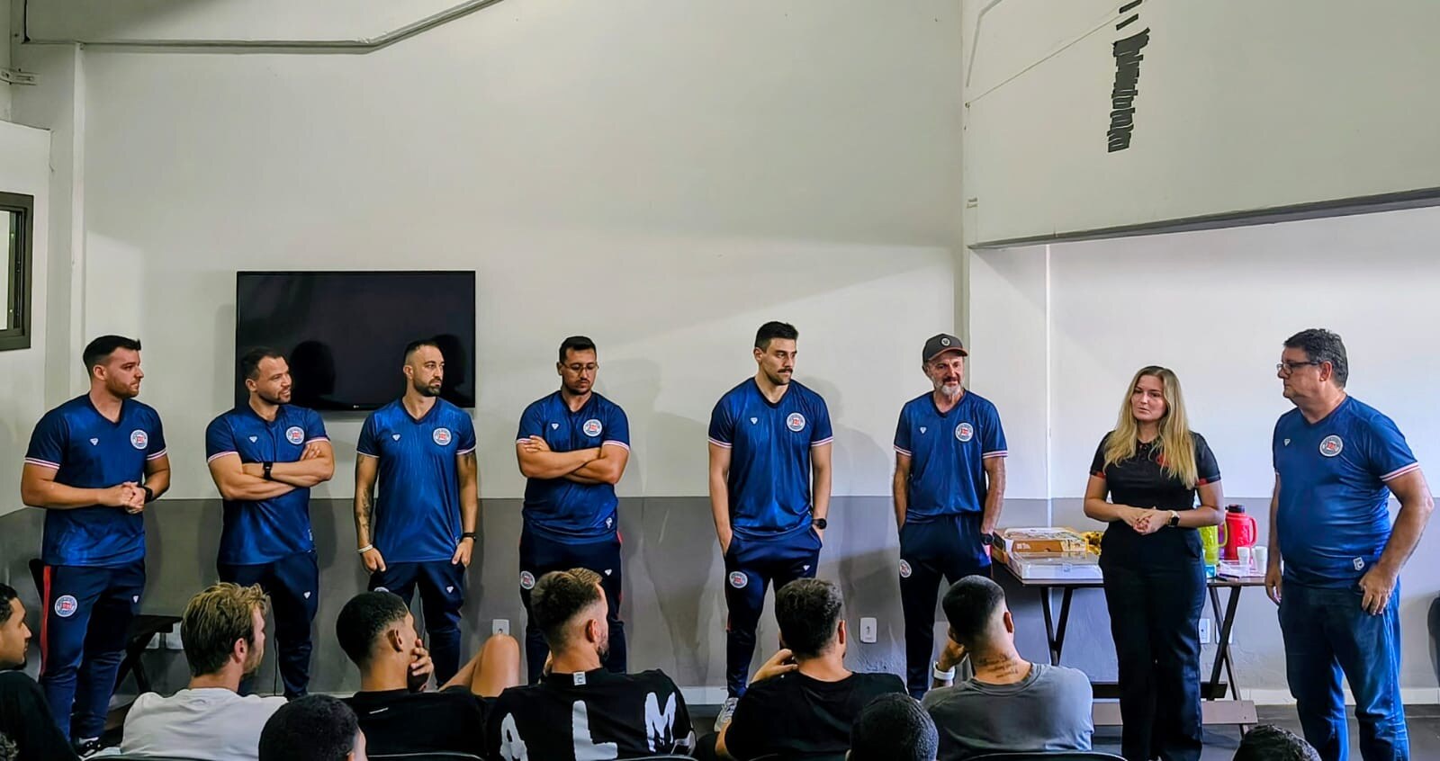 Elenco do Gramadense se reapresenta e dá início à preparação para a Copa FGF