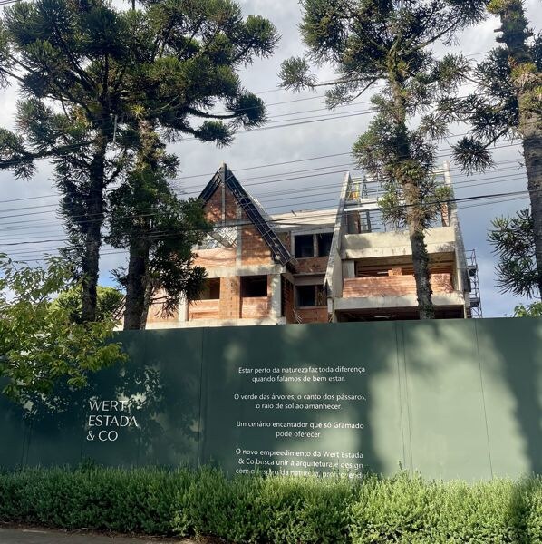 Gorjeio Gramado vence o World Design Awards 2025: prêmio mundial da arquitetura