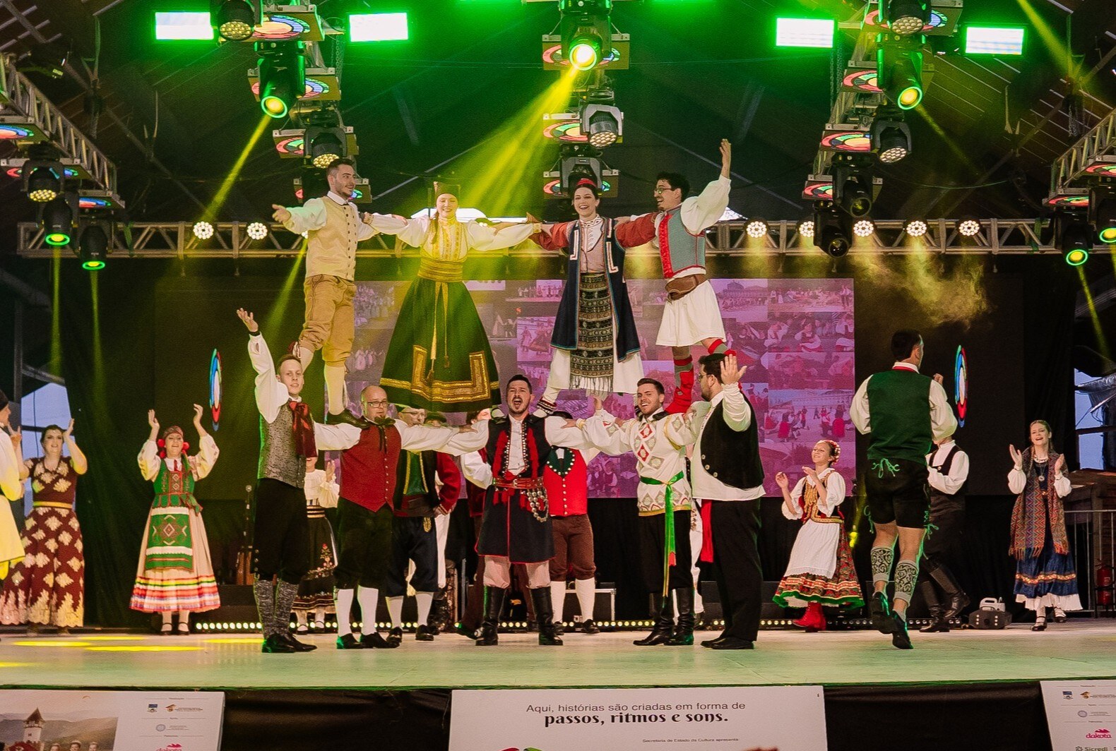 Nova Petrópolis celebra 71 Anos com shows, cultura e gastronomia na Rua Coberta