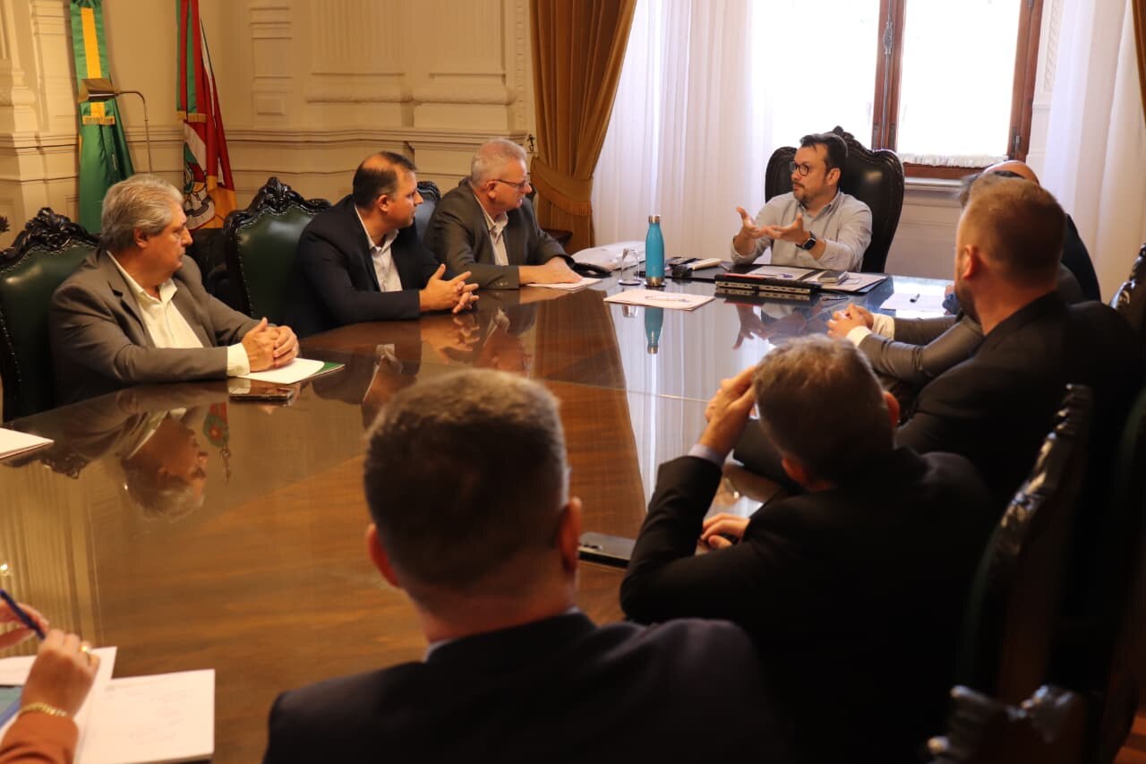 Prefeitos da Amserra apresentam demandas para melhorias de estradas