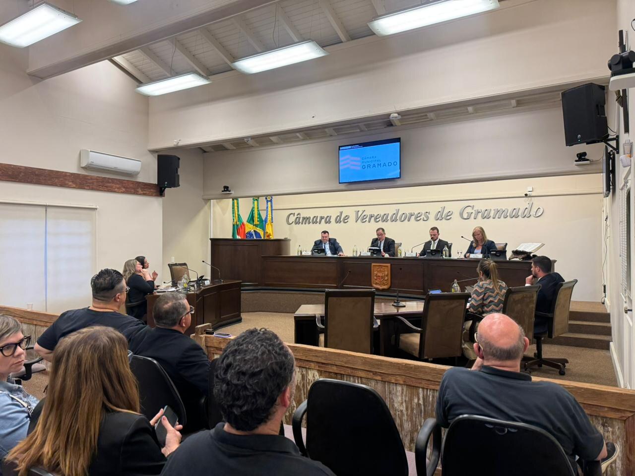 Confira as matérias lidas na primeira sessão ordinária de 2026 da Câmara de Gramado