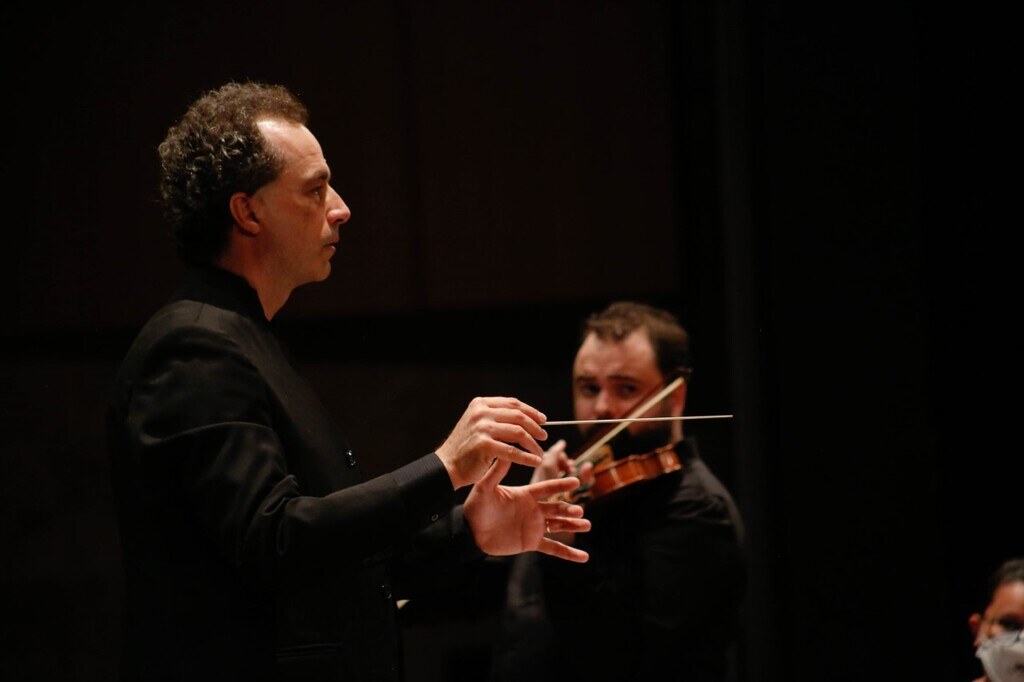 Maestro Dimitri Cervo será homenageado pela Academia Gramadense de Letras e Artes no Gramado In Concert 2026