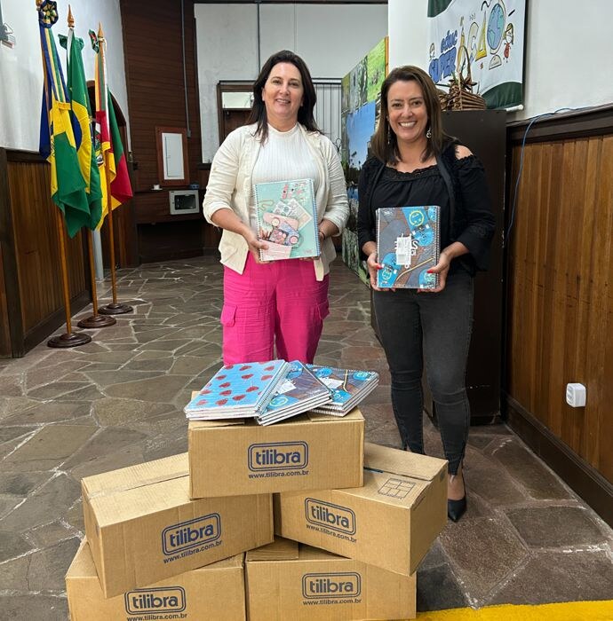 Residence Club Hard Rock Hotel Gramado fortalece compromisso com a comunidade com entrega de material escolar
