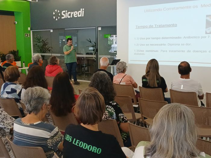 Palestra sobre golpes e fraudes digitais encerra primeira etapa do programa Drops Saúde