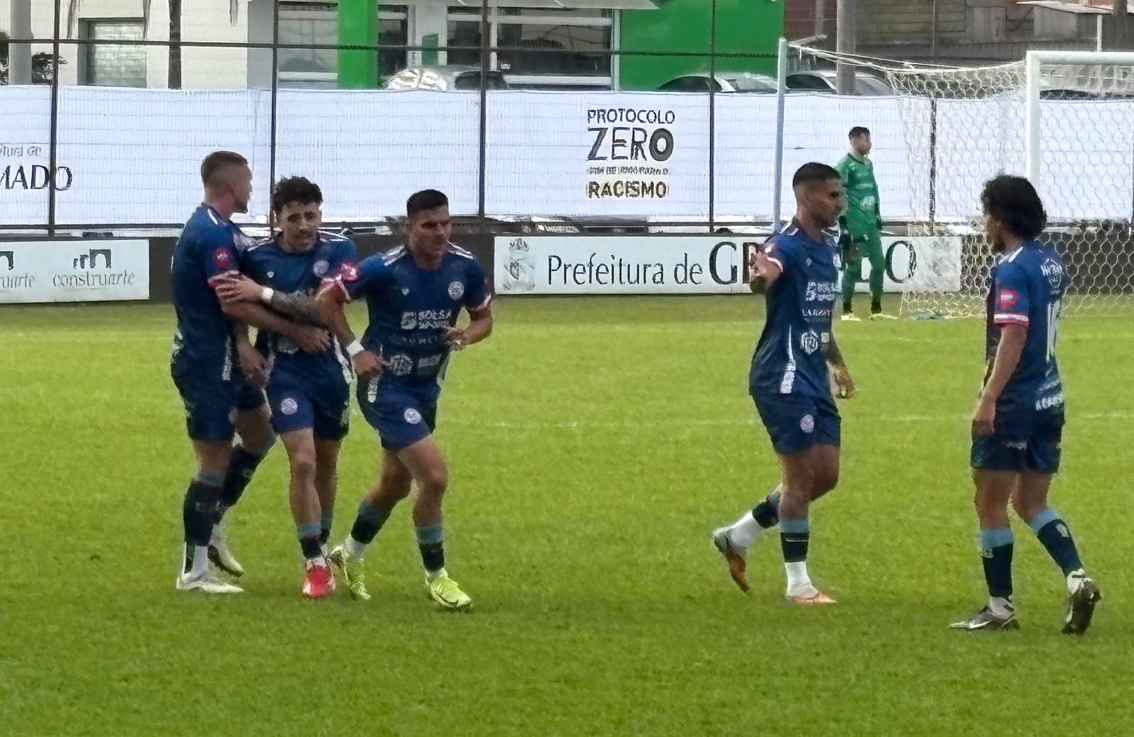 Com um a menos, Gramadense reage após estar perdendo por 2 a 0 e busca empate na Vila