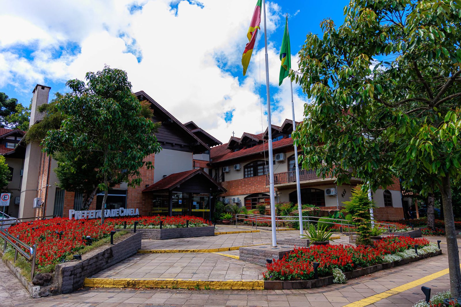 Prefeitura abre para atendimento ao público no sábado, dia 12 de setembro