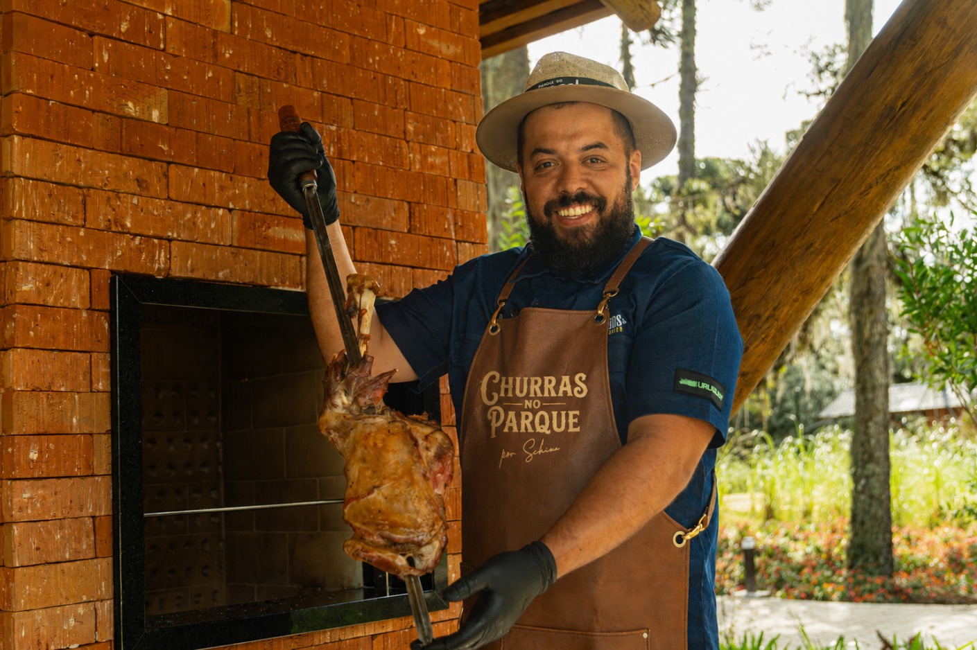 Parque do Caracol transforma churrasco autoral em experiência para eventos corporativos e intimistas na Serra Gaúcha