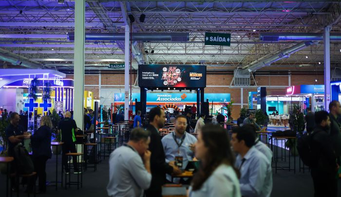 Com 1.250 quartos reservados em 16 hotéis, Rede Farmácias Associadas leva 4 mil pessoas a Gramado